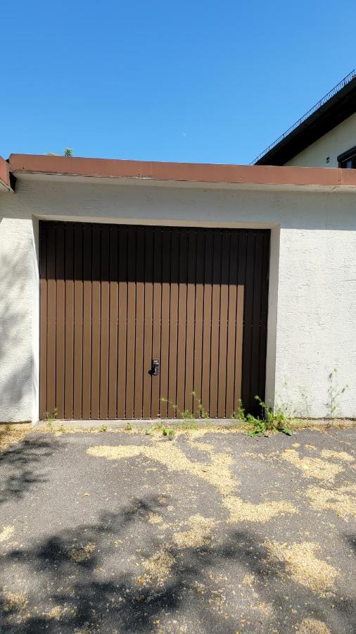 Eg Links-Wunderschoene 70M Grosse 2-Zimmer City Wohnung Naehe Salzburg Freilassing Exterior photo