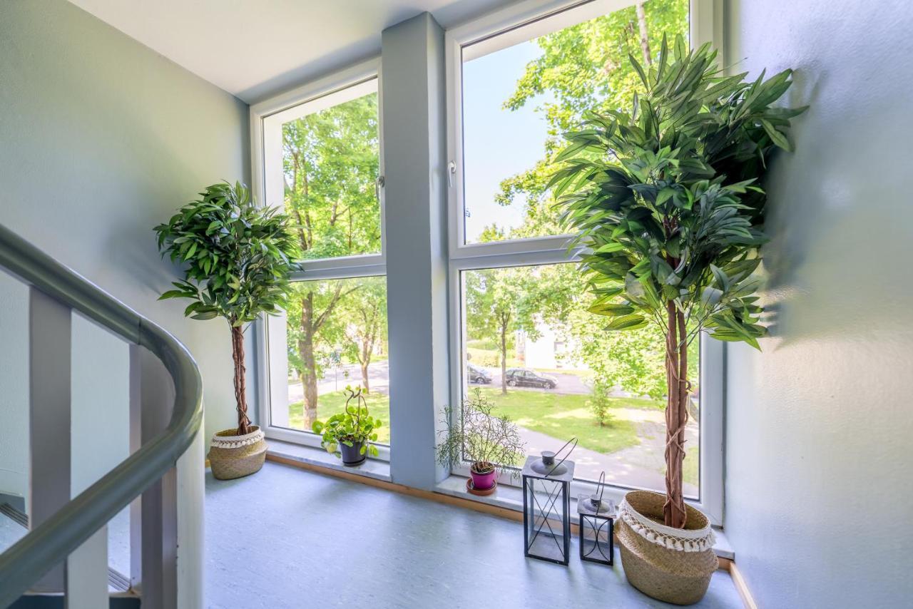 Eg Links-Wunderschoene 70M Grosse 2-Zimmer City Wohnung Naehe Salzburg Freilassing Exterior photo
